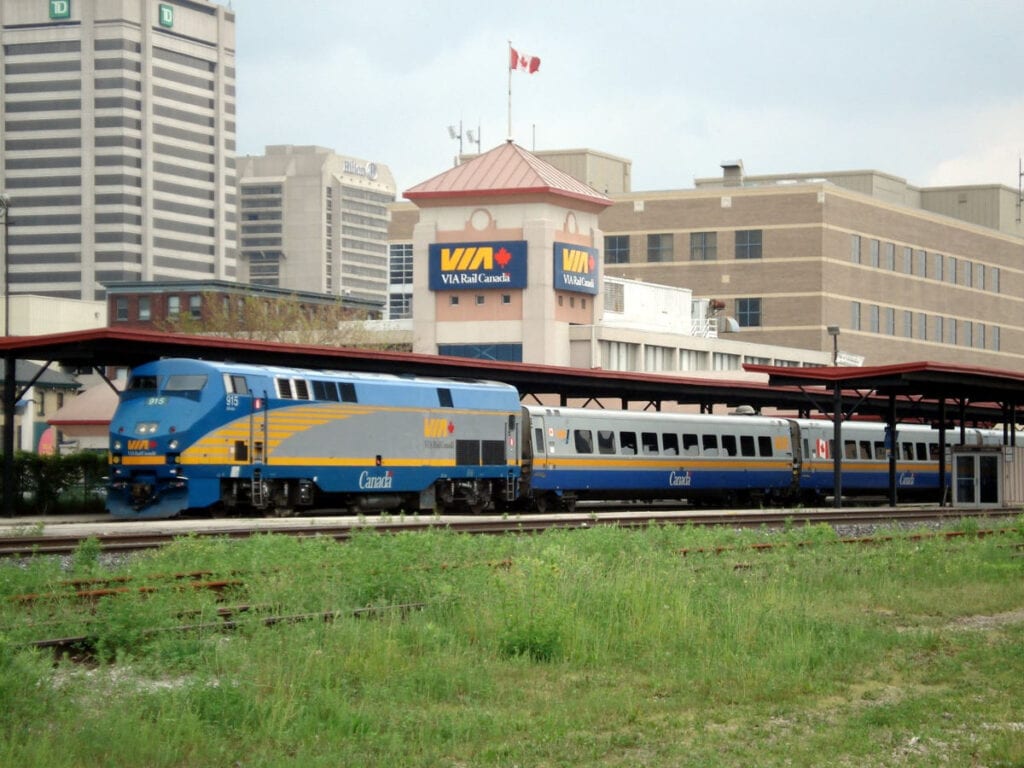 VIA Rail - Train London - Ontario